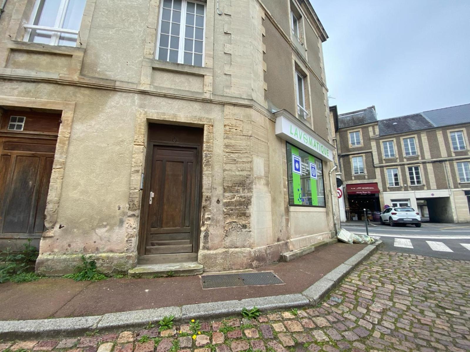 Les Combles De L Aure Grand Studio Cosy Confortable Classe 3 Etoiles Centre Bayeux 2 Mn A Pied Cathedrale Proche Plages Du Debarquement ภายนอก รูปภาพ