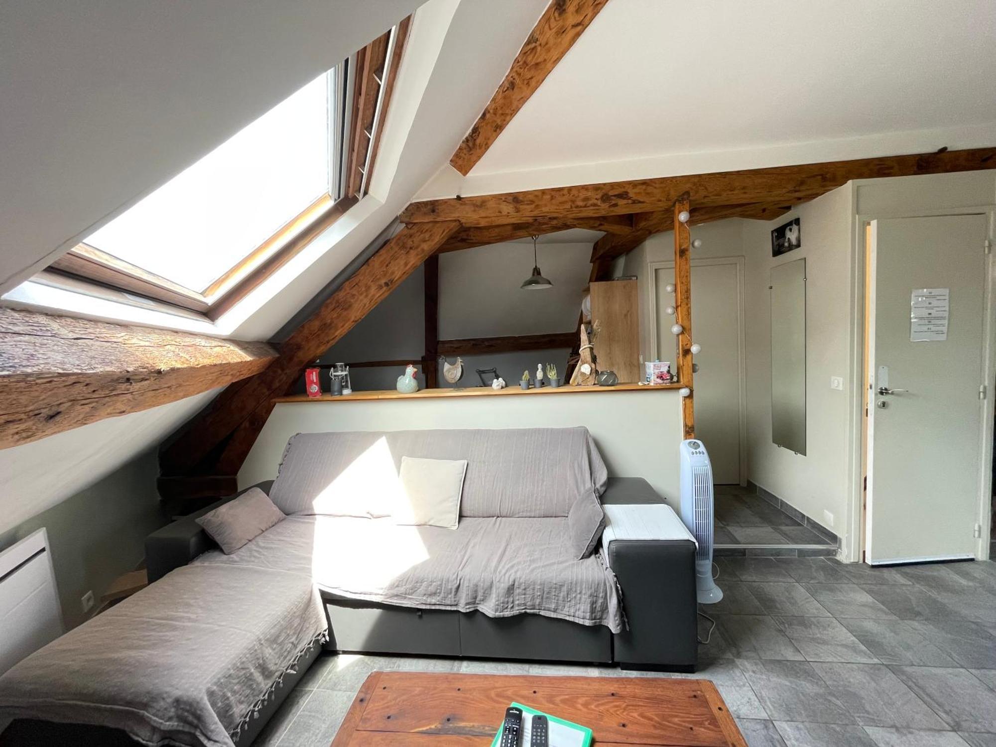 Les Combles De L Aure Grand Studio Cosy Confortable Classe 3 Etoiles Centre Bayeux 2 Mn A Pied Cathedrale Proche Plages Du Debarquement ภายนอก รูปภาพ