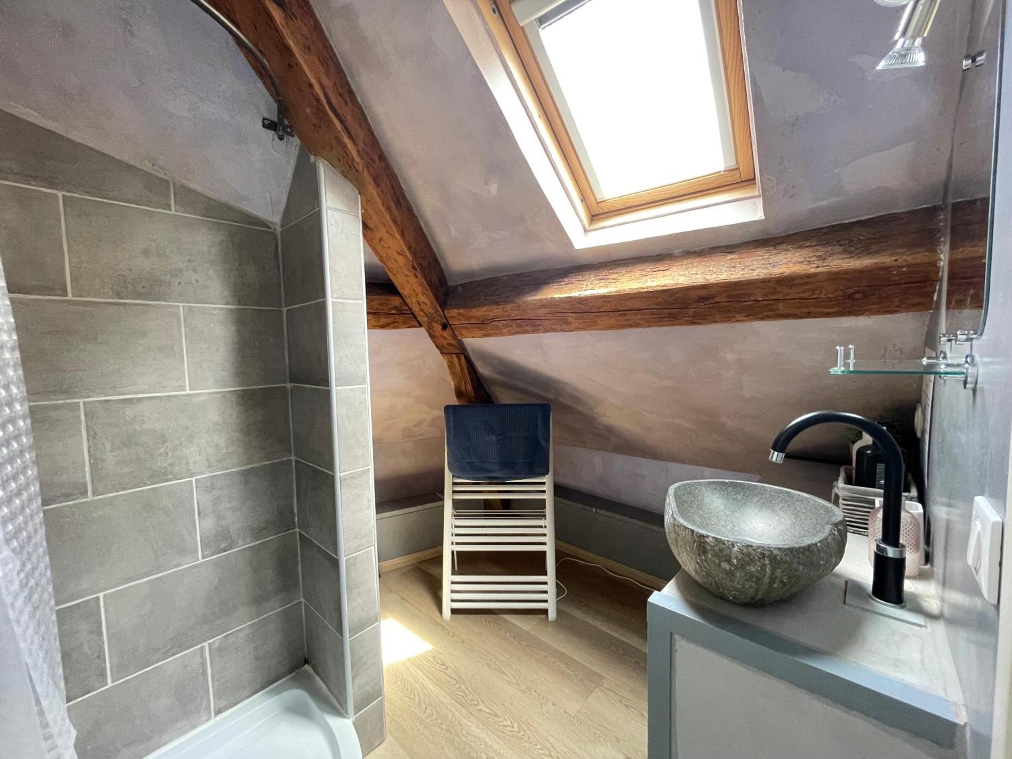 Les Combles De L Aure Grand Studio Cosy Confortable Classe 3 Etoiles Centre Bayeux 2 Mn A Pied Cathedrale Proche Plages Du Debarquement ภายนอก รูปภาพ